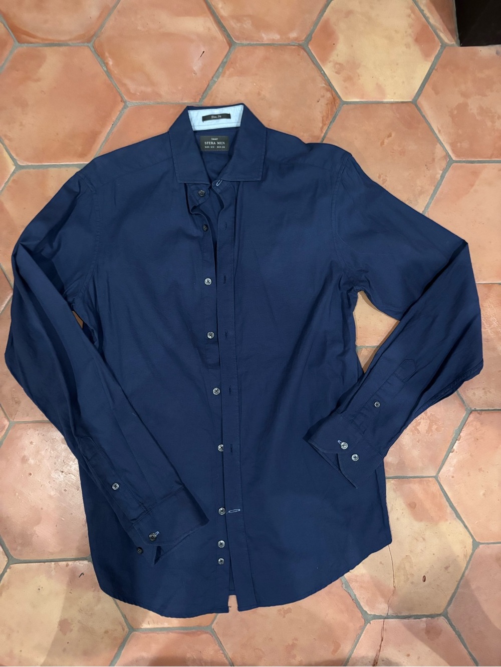 Sfera | Slim fit button-down in navy | sz S